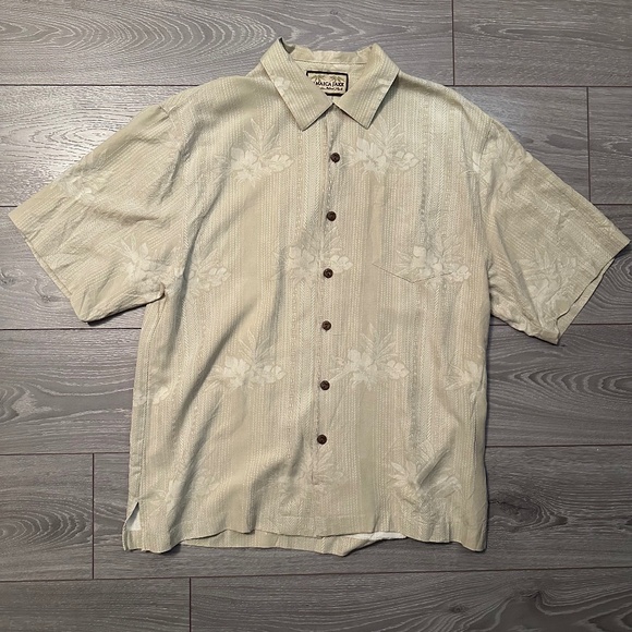 Jamaica Jaxx 100% Silk Button-Down Shortsleeve Shirt - Picture 1 of 3